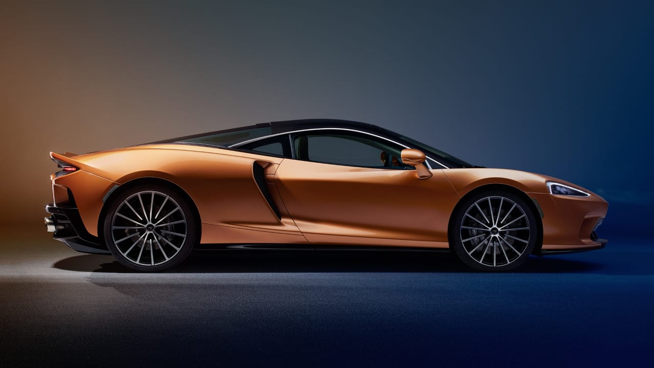 here-are-11-great-used-cars-from-england-to-get-you-world-cup-ready